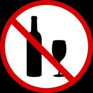 Bild vergr&ouml;&szlig;ern: Schild mit der Bedeutung "Alkoholverbot"